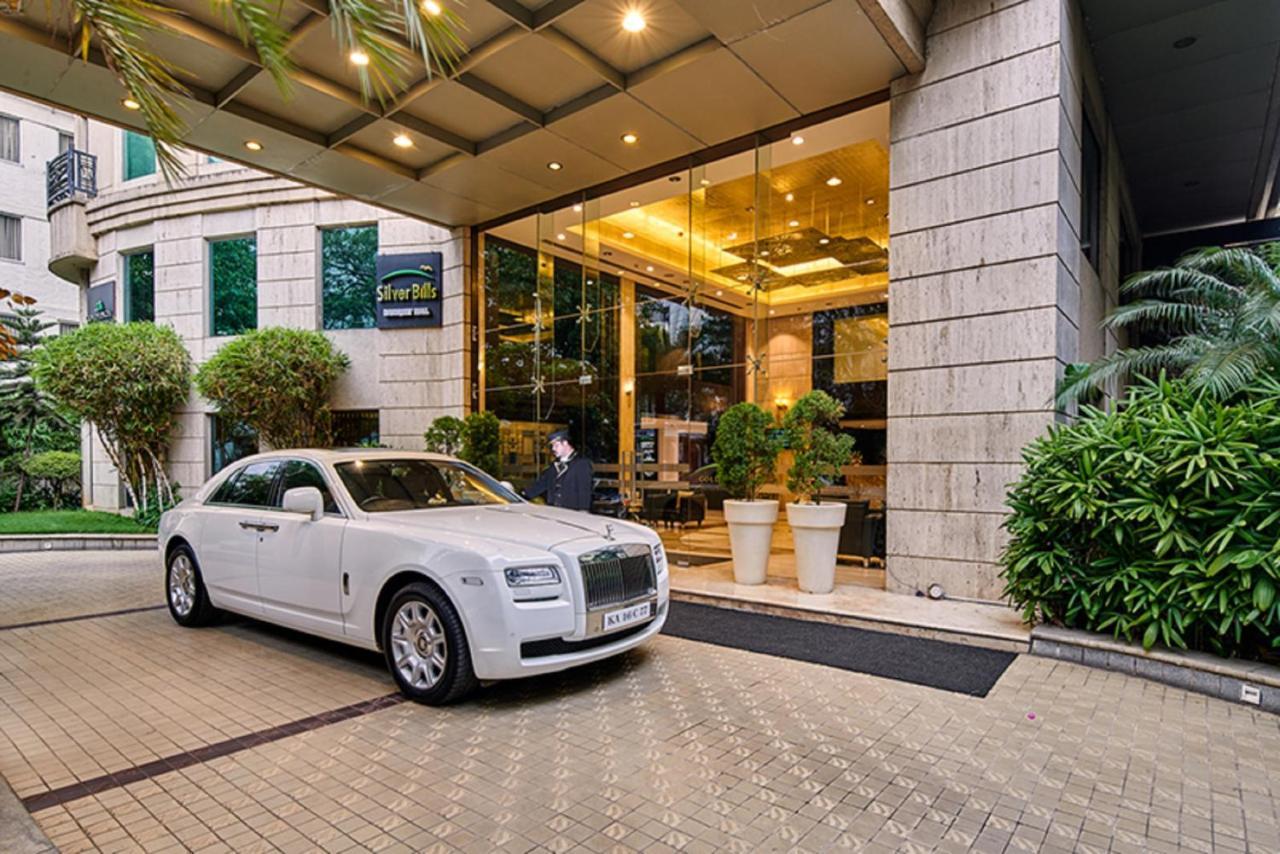 Goldfinch Hotel Bangalore Exterior foto