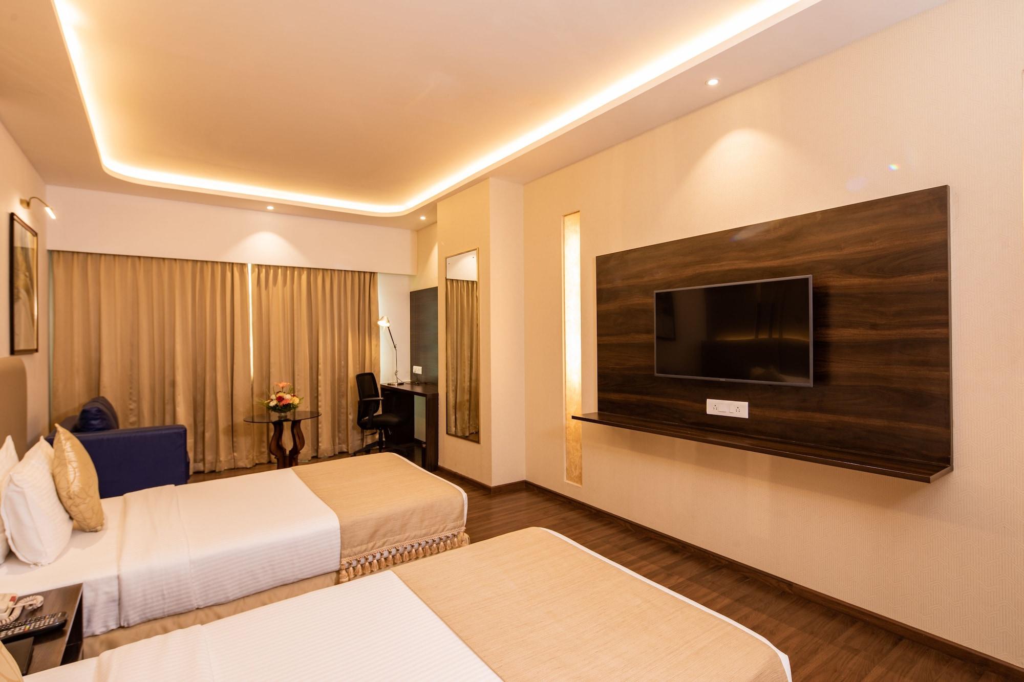 Goldfinch Hotel Bangalore Exterior foto
