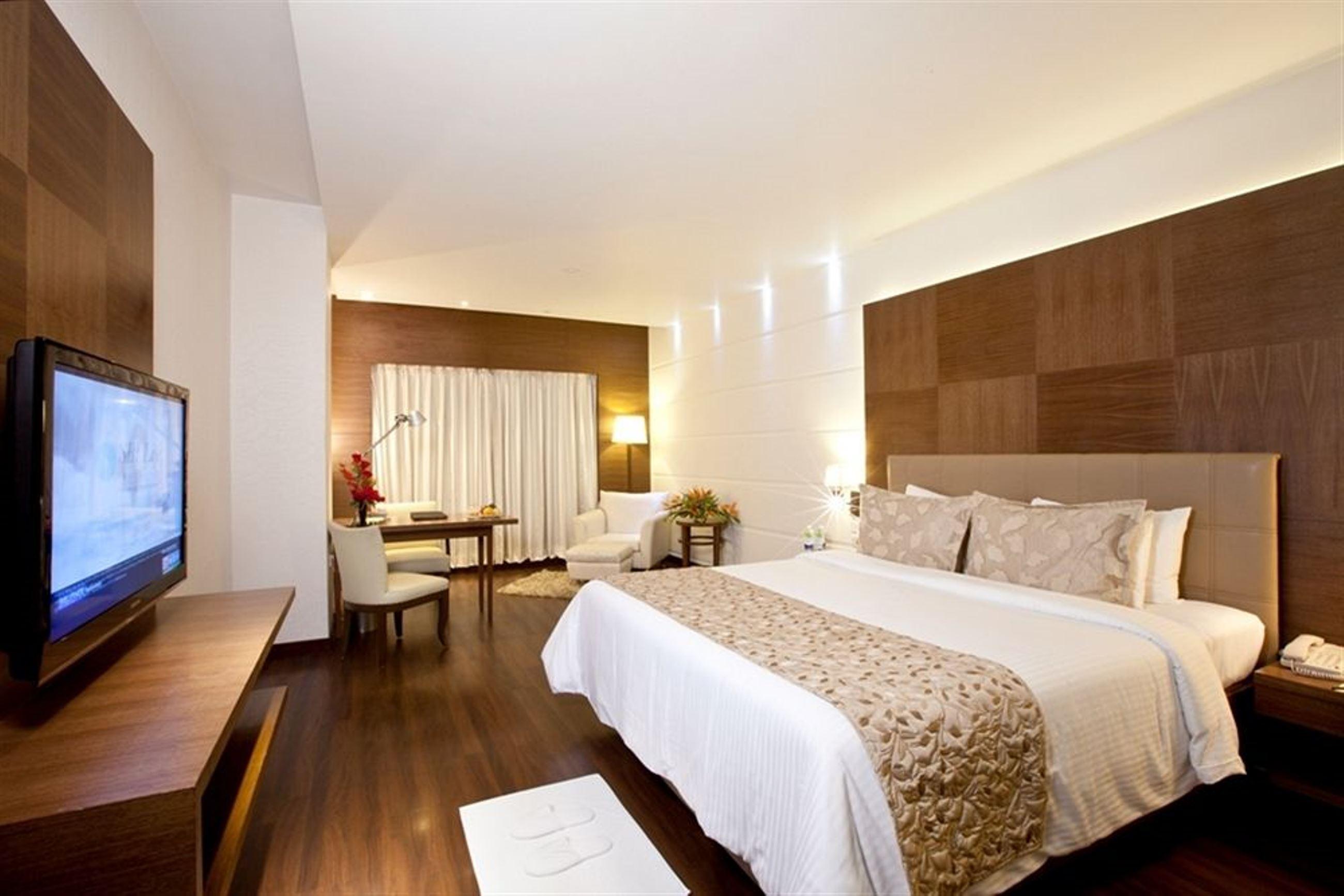 Goldfinch Hotel Bangalore Exterior foto