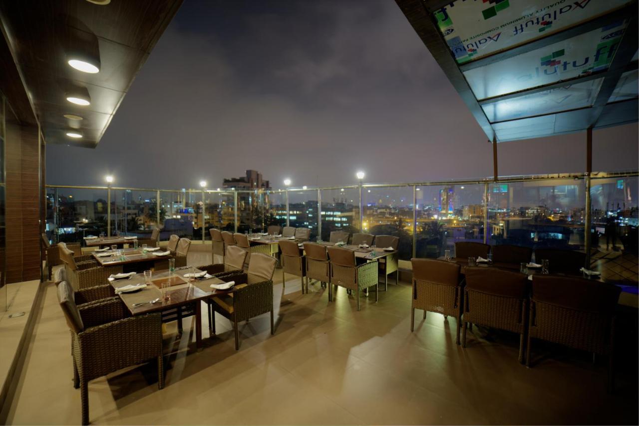 Goldfinch Hotel Bangalore Exterior foto