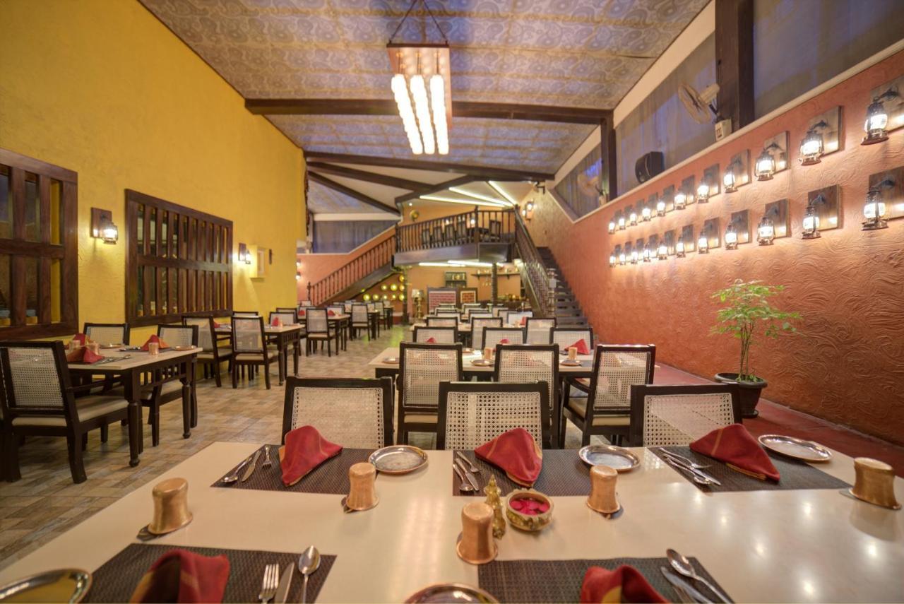 Goldfinch Hotel Bangalore Exterior foto