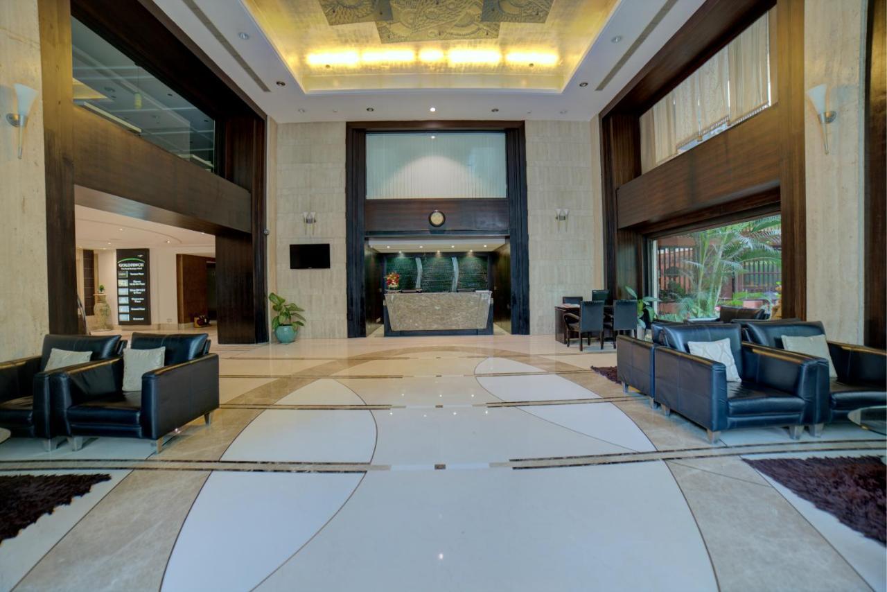 Goldfinch Hotel Bangalore Exterior foto
